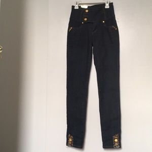 Golden button Leopard print stylish queen jeans.
